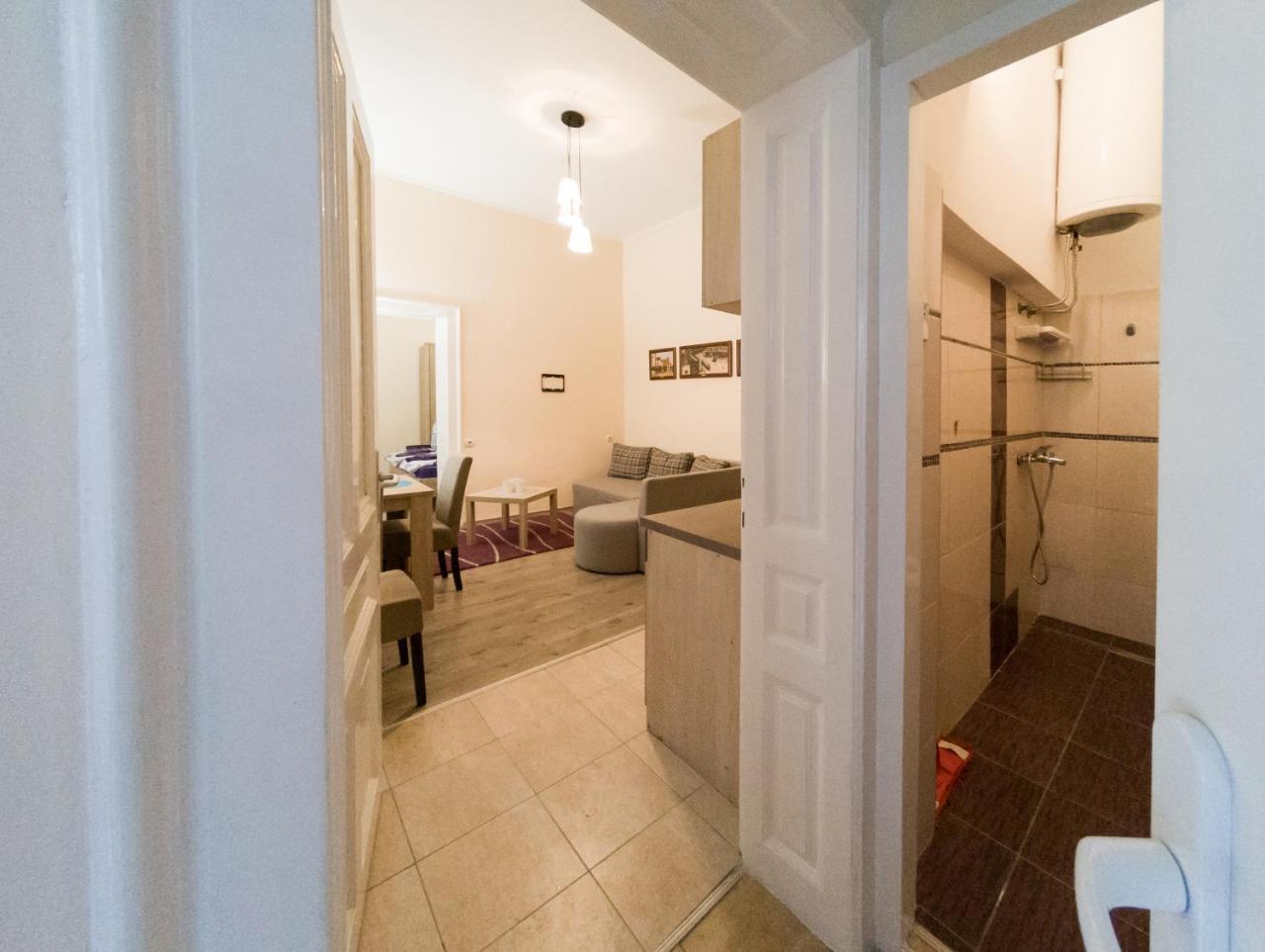 Ema Apartament